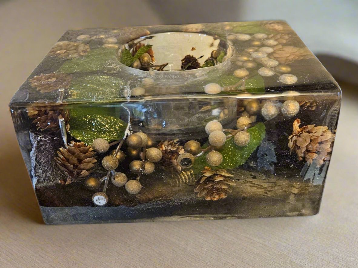 Nature-Inspired Resin Candleholder #687
